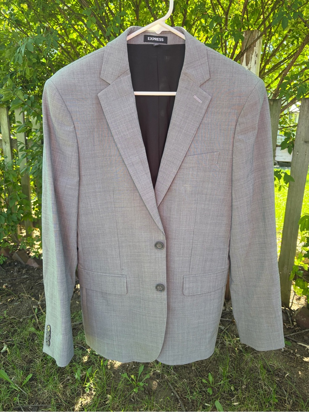 Express Men’s Light Gray Two-Button Blazer — Classic Tailored Sport Coat w/ Pant